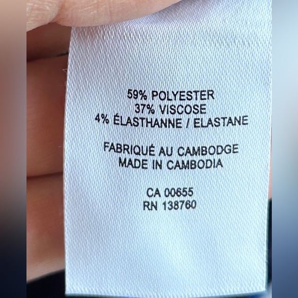 Extended sleeve crew neck midi dress - Picture 6 of 6